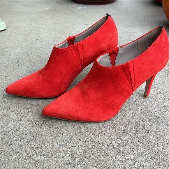 BODEN Low Cut Suede Bootie with High Heel Size 39 - Picture 15 of 16